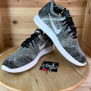 Nike Free RN Flyknit Grey & White Athletic Shoes Women’s Size 11